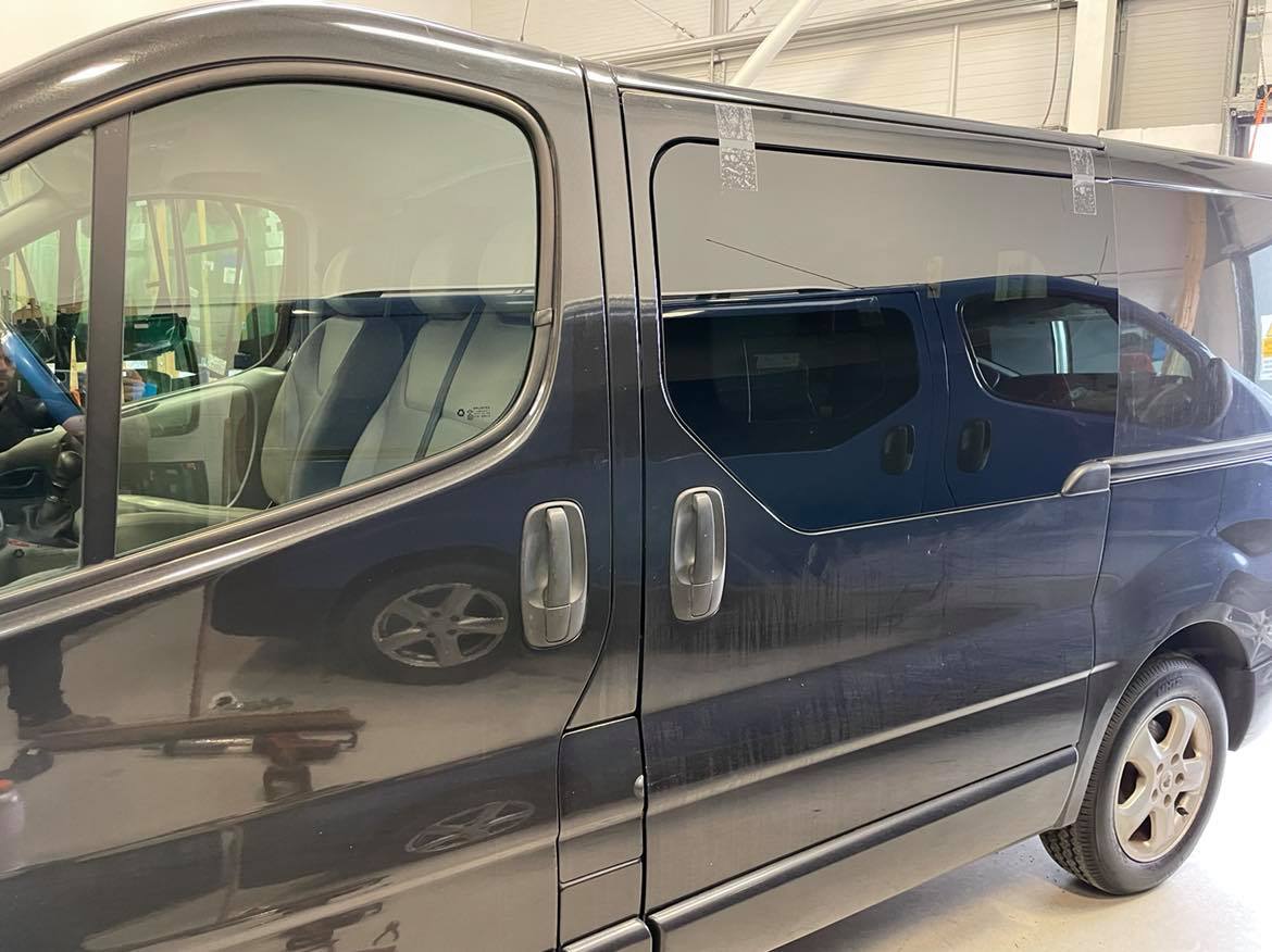 Van Conversion Windows & Glass Installation Lincolnshire | MJ Windscreens